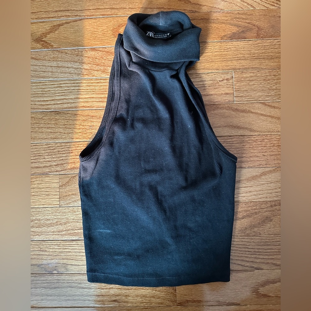 ZARA BLACK TURTLE NECK TANK